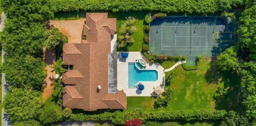 Villa ou maison à Boca Raton, Floride 5 chambres, 426.05 m2 № 2250474