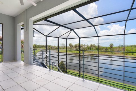 House in Bradenton, Florida 3 bedrooms, 288.28 sq.m. № 1798387 - photo 30