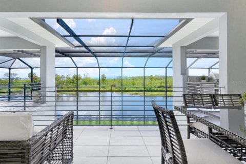 House in Bradenton, Florida 3 bedrooms, 288.28 sq.m. № 1798387 - photo 25