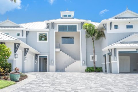 House in Bradenton, Florida 3 bedrooms, 288.28 sq.m. № 1798387 - photo 4