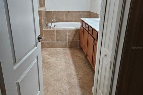 Villa ou maison à louer à Venice, Floride: 4 chambres, 189.06 m2 № 2299303 - photo 30