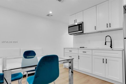 Villa ou maison à Hallandale Beach, Floride 1 chambre, 55.74 m2 № 2019031