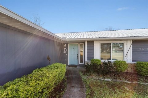 Villa ou maison à louer à Ocala, Floride: 3 chambres, 183.67 m2 № 2096648 - photo 3