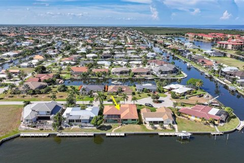 Купить виллу или дом в Пунта-Горда, Флорида 10 комнат, 206.8м2, № 2133729 - фото 20