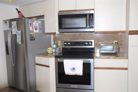 Купить виллу или дом в Пунта-Горда, Флорида 10 комнат, 206.8м2, № 2133729 - фото 27