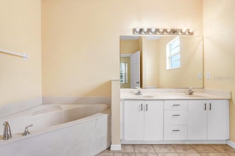 Condominio en venta en Kissimmee, Florida, 3 dormitorios, 113.15 m2 № 1526030 - foto 29