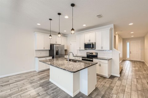 Adosado en venta en Winter Garden, Florida, 4 dormitorios, 189.24 m2 № 1844945 - foto 8