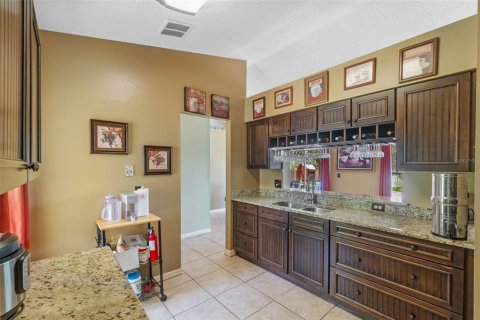 House in Clermont, Florida 4 bedrooms, 154.59 sq.m. № 1759708 - photo 6