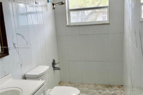 Condominio en venta en Miami, Florida, 2 dormitorios, 127.83 m2 № 1890507 - foto 7