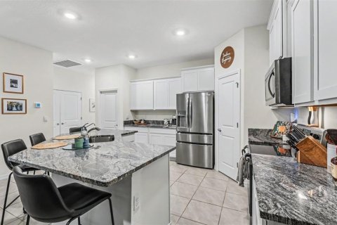House in Plant City, Florida 3 bedrooms, 145.39 sq.m. № 2272916 - photo 7