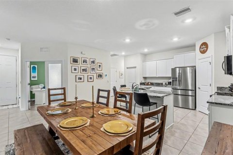 House in Plant City, Florida 3 bedrooms, 145.39 sq.m. № 2272916 - photo 8