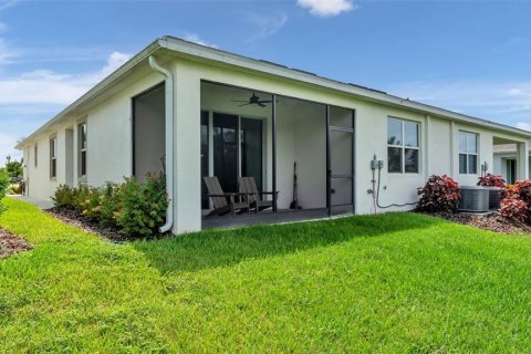House in Plant City, Florida 3 bedrooms, 145.39 sq.m. № 2272916 - photo 28