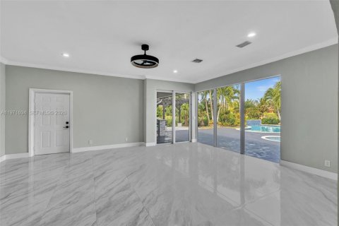 Villa ou maison à vendre à Davie, Floride: 4 chambres, 330.73 m2 № 2042248 - photo 17
