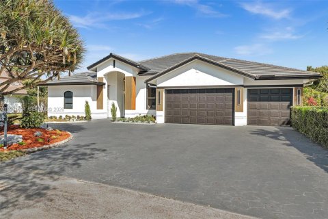 Villa ou maison à vendre à Davie, Floride: 4 chambres, 330.73 m2 № 2042248 - photo 2