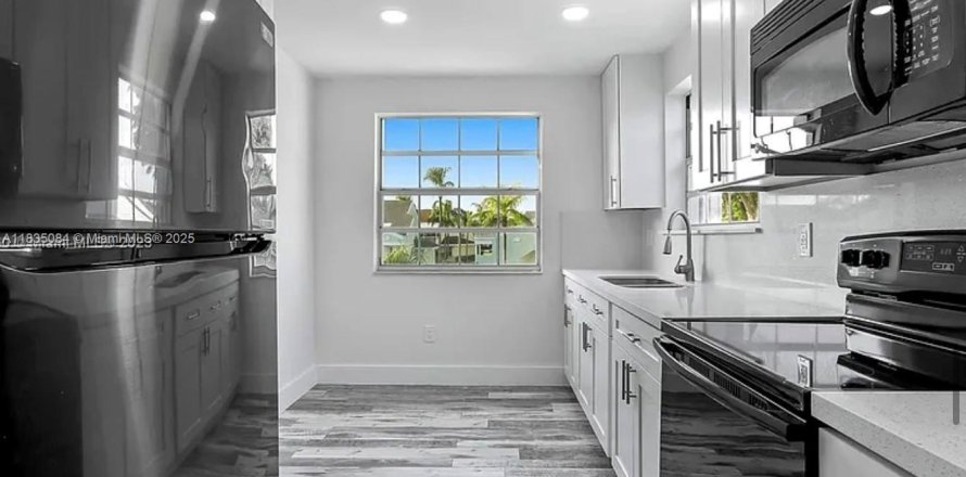 Apartamento en Homestead, Florida 2 dormitorios, 107.77 m2 № 1821784