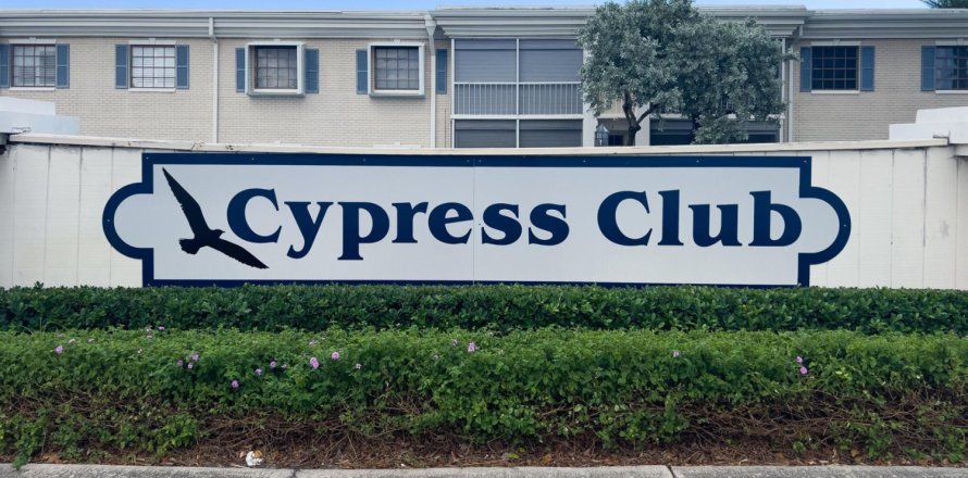 Condo in Pompano Beach, Florida, 1 bedroom № 1071316