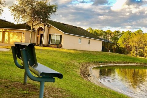 House in Davenport, Florida 5 bedrooms, 156.08 sq.m. № 1791705 - photo 6