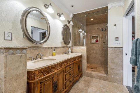 Adosado en venta en North Miami Beach, Florida, 3 dormitorios, 149.57 m2 № 1968409 - foto 21