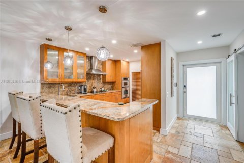 Adosado en venta en North Miami Beach, Florida, 3 dormitorios, 149.57 m2 № 1968409 - foto 12