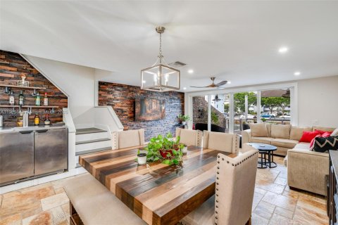 Adosado en venta en North Miami Beach, Florida, 3 dormitorios, 149.57 m2 № 1968409 - foto 5