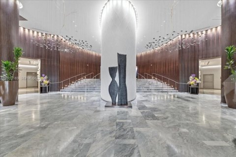 Купить кондоминиум в Санни-Айлс-Бич, Флорида 2 спальни, 175.21м2, № 2066148 - фото 4