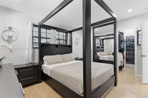 Купить виллу или дом в Майами, Флорида 3 спальни, 147.16м2, № 2048771 - фото 20