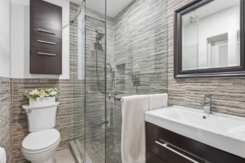 Купить виллу или дом в Майами, Флорида 3 спальни, 147.16м2, № 2048771 - фото 22