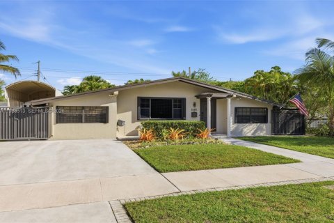 Купить виллу или дом в Майами, Флорида 3 спальни, 147.16м2, № 2048771 - фото 4