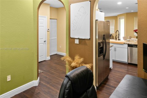 House in North Lauderdale, Florida 3 bedrooms, 152.36 sq.m. № 2044235 - photo 8