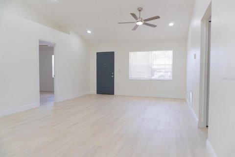 Casa en venta en Ocala, Florida, 3 dormitorios, 108.14 m2 № 2110962 - foto 3