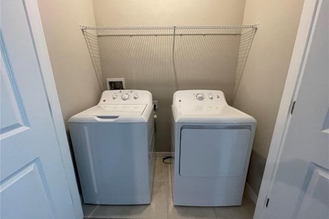 Adosado en alquiler en Wesley Chapel, Florida, 3 dormitorios, 148.36 m2 № 1894903 - foto 13