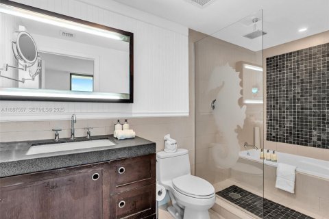 Купить кондоминиум в Санни-Айлс-Бич, Флорида 2 спальни, 84.36м2, № 2019366 - фото 20