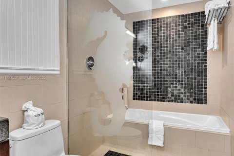 Купить кондоминиум в Санни-Айлс-Бич, Флорида 2 спальни, 84.36м2, № 2019366 - фото 22