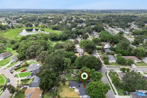 Casa en venta en Orlando, Florida, 4 dormitorios, 184.41 m2 № 2395746 - foto 28