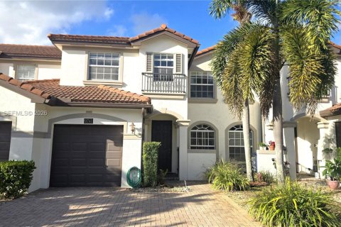 Adosado en Cooper City, Florida 4 dormitorios, 201.78 m2 № 2029287