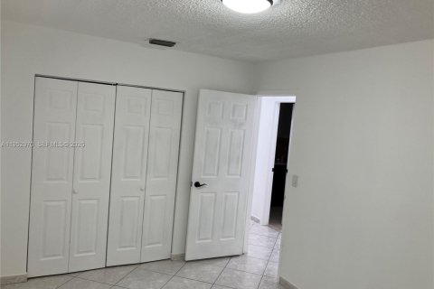 House in Homestead, Florida 3 bedrooms, 141.68 sq.m. № 2010418 - photo 7