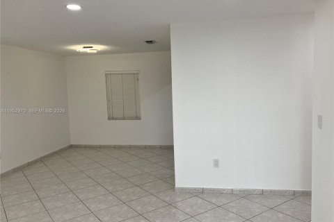 House in Homestead, Florida 3 bedrooms, 141.68 sq.m. № 2010418 - photo 10
