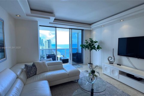 Copropriété à louer à Hallandale Beach, Floride: 2 chambres, 144.37 m2 № 2016032 - photo 13