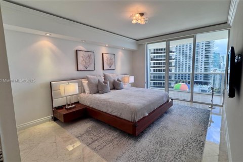 Copropriété à louer à Hallandale Beach, Floride: 2 chambres, 144.37 m2 № 2016032 - photo 15