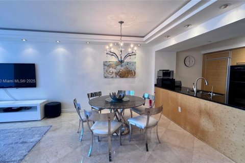 Copropriété à louer à Hallandale Beach, Floride: 2 chambres, 144.37 m2 № 2016032 - photo 9