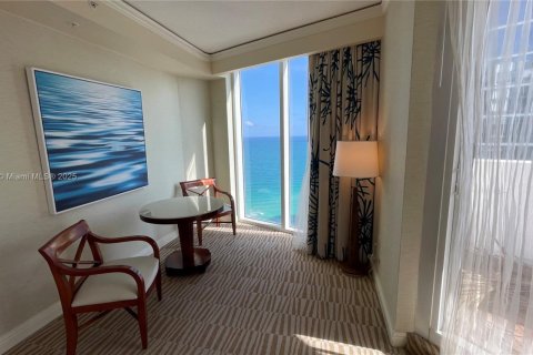 Купить кондоминиум в Санни-Айлс-Бич, Флорида 1 спальня, 42.74м2, № 2021723 - фото 20