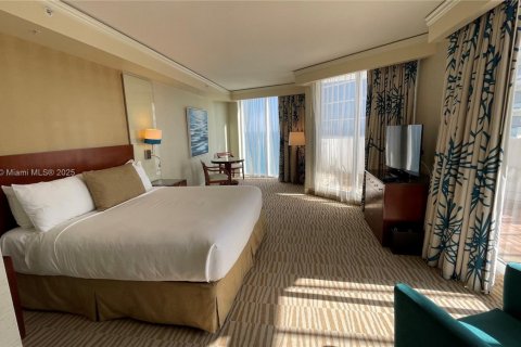 Купить кондоминиум в Санни-Айлс-Бич, Флорида 1 спальня, 42.74м2, № 2021723 - фото 18