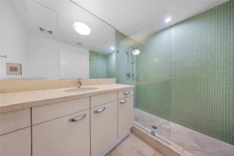 Купить кондоминиум в Майами-Бич, Флорида 2 спальни, 98.66м2, № 1965081 - фото 25