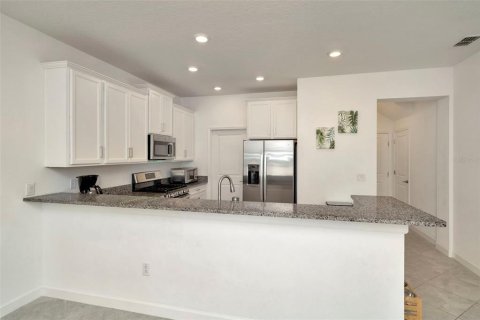 Touwnhouse à vendre à New Port Richey, Floride: 3 chambres, 167.32 m2 № 1744952 - photo 12