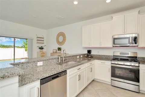 Touwnhouse à vendre à New Port Richey, Floride: 3 chambres, 167.32 m2 № 1744952 - photo 13