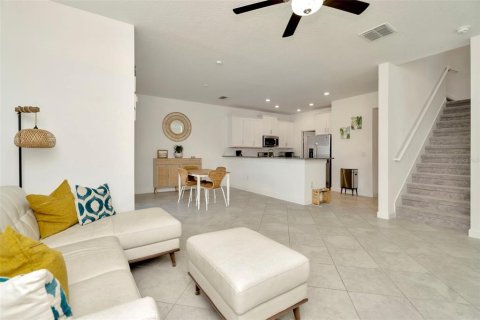 Touwnhouse à vendre à New Port Richey, Floride: 3 chambres, 167.32 m2 № 1744952 - photo 8