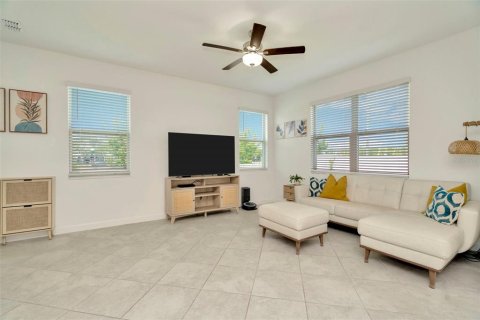 Touwnhouse à vendre à New Port Richey, Floride: 3 chambres, 167.32 m2 № 1744952 - photo 5