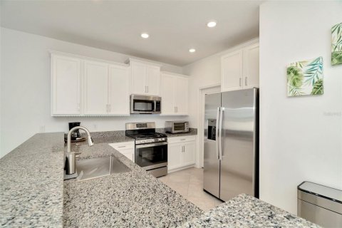 Touwnhouse à vendre à New Port Richey, Floride: 3 chambres, 167.32 m2 № 1744952 - photo 15