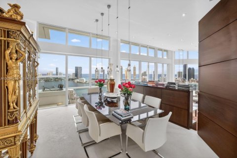 Condo in Aventura, Florida, 5 bedrooms  № 2074723 - photo 3