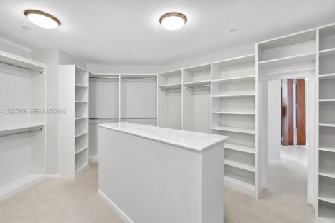 Condo in Aventura, Florida, 5 bedrooms  № 2074723 - photo 12